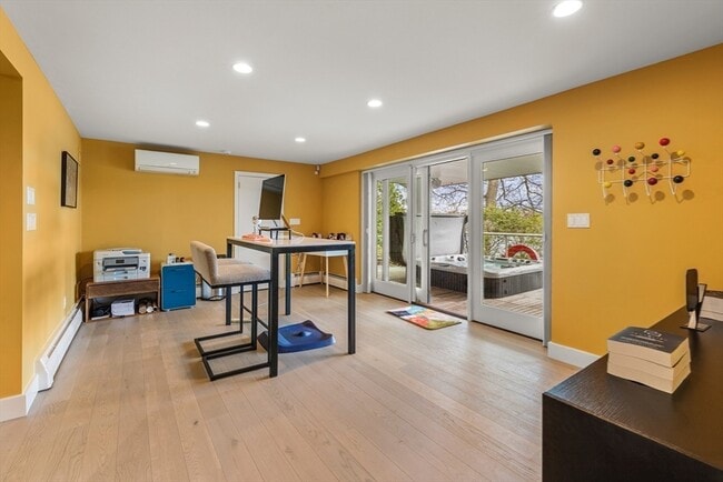 Building Photo - 37 Beverly Rd