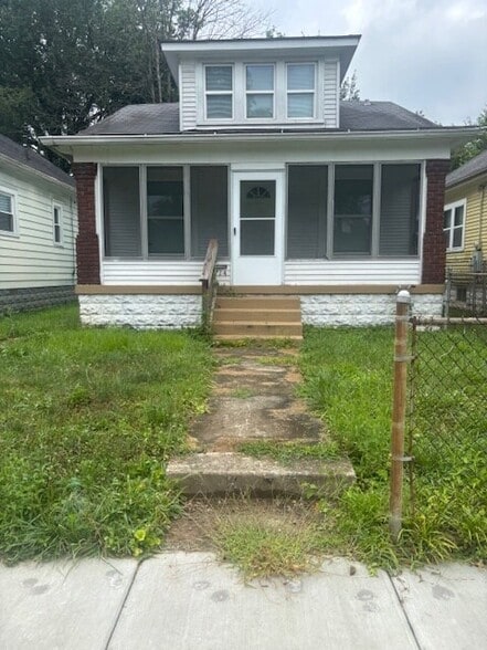 Primary Photo - 714 S 42nd St