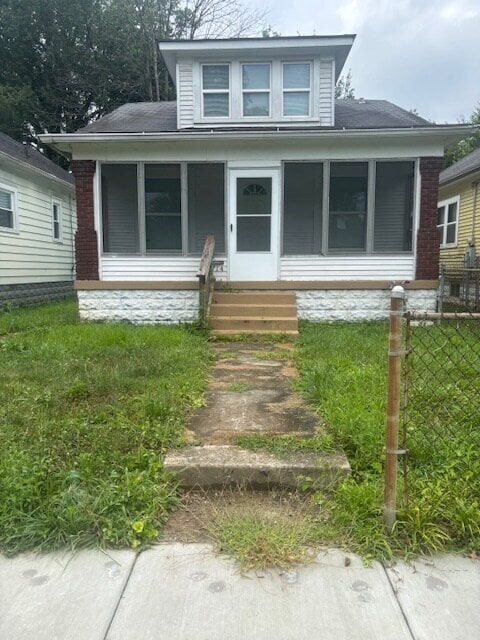 Building Photo - 714 S 42nd St