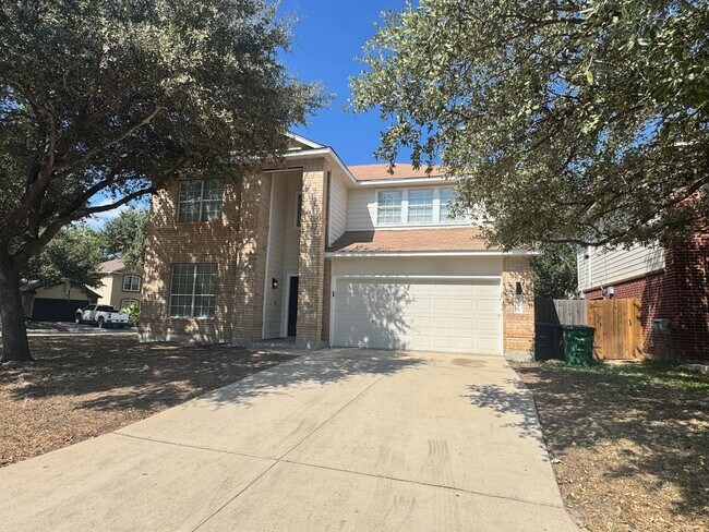 Building Photo - Move-In Ready Family Home in North San Ant...