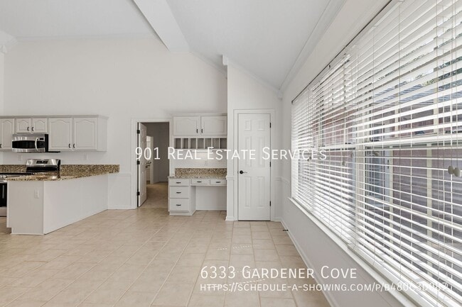 Building Photo - 6333 Gardener Cove