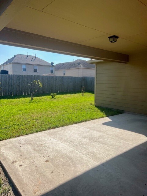 Building Photo - 3018 Wellington Pass Dr