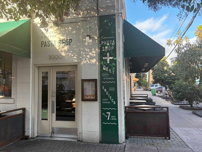 Building Photo - 755 Florida St