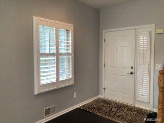 Building Photo - 131 Stratford Ln