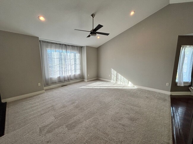Building Photo - Italian Estates Property Management