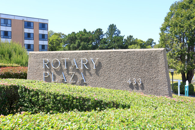 Signage - Rotary Plaza