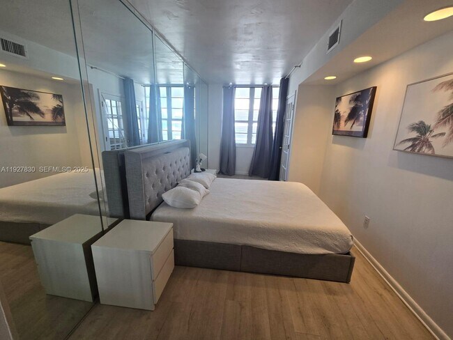 Building Photo - 100 Lincoln Rd