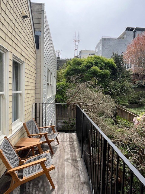 Building Photo - 15 Woodland Ave