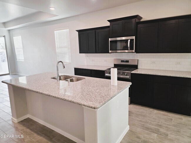 Building Photo - 12936 Tatenhill