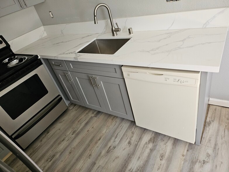 Building Photo - 2762 Casey St