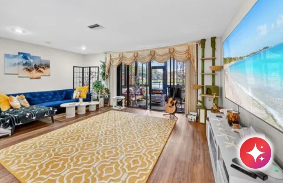 Building Photo - 4587 Carambola Cir S