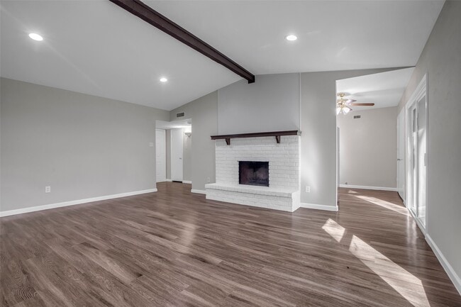 Building Photo - 6731 Gettysburg Dr