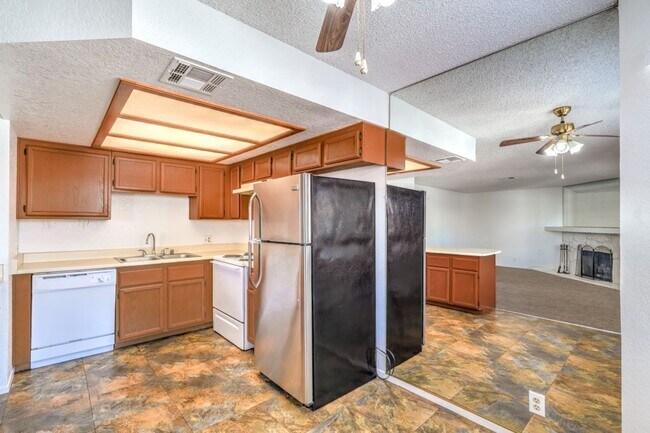 Building Photo - 1333 Pinto Rock Ln