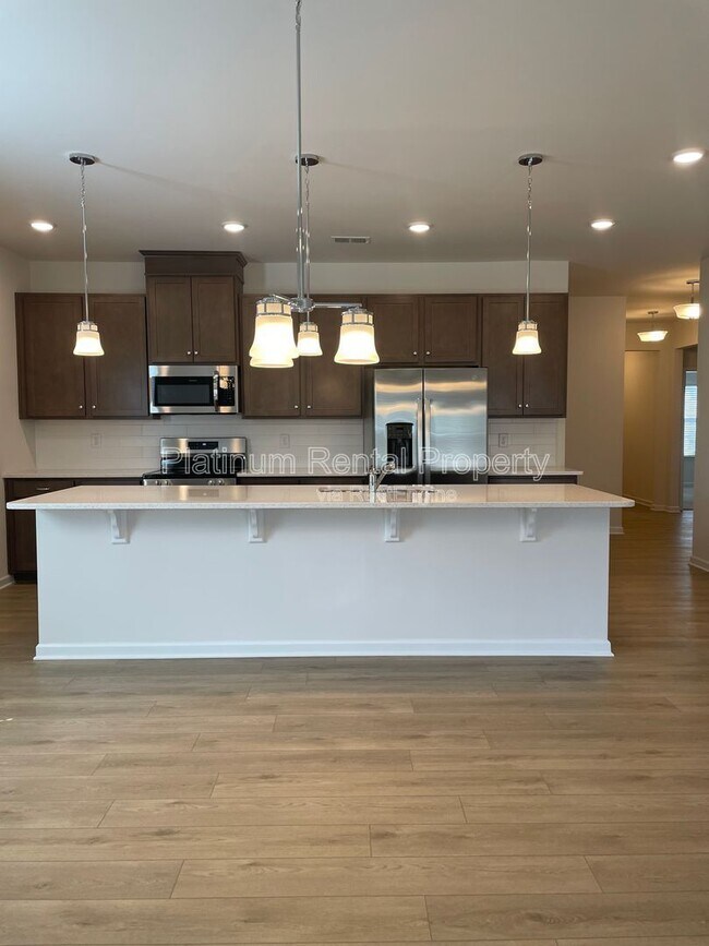 Building Photo - 32 Thedford Dr