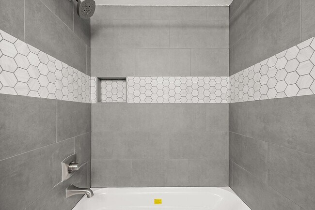 Building Photo - 3BR Townhome | Finished Basement | 2-Car Garage | Pool, Tennis & Pickleball