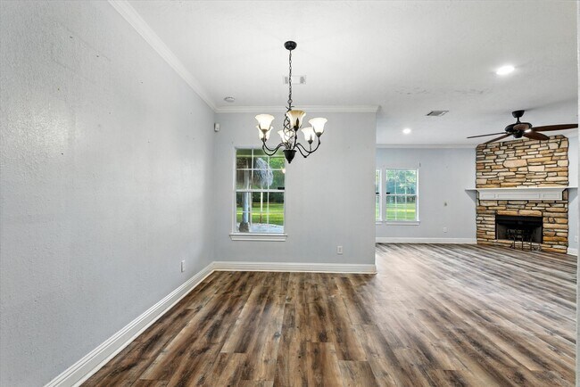 Building Photo - 232 County Rd 633