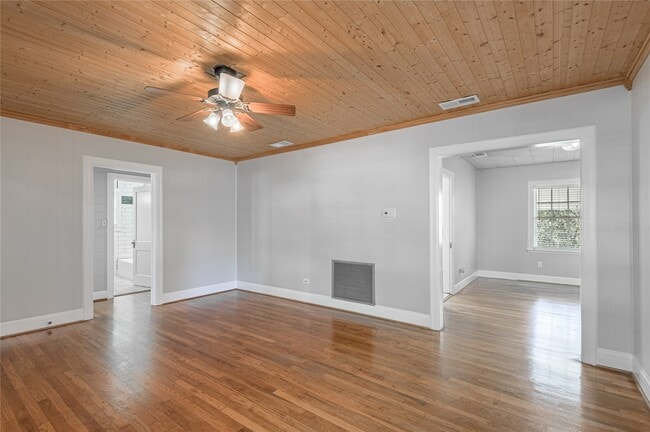 Building Photo - 1415 22nd St