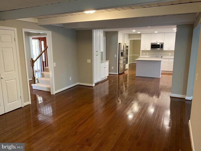 Building Photo - 3707 Moss Brooke Ct