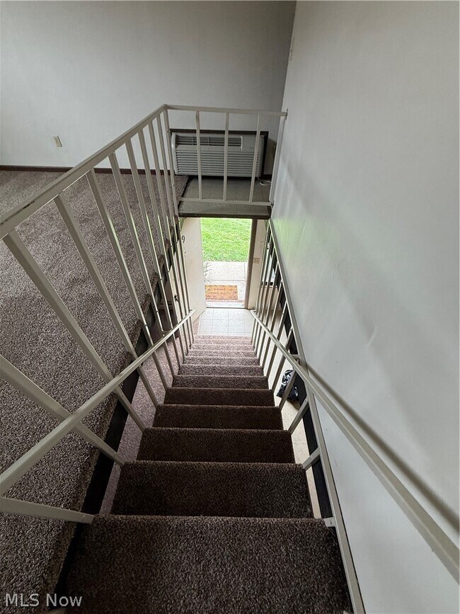 Building Photo - 63 Jody Dr