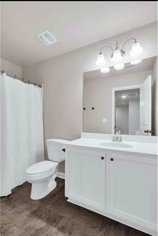 Building Photo - 94 Huntley Trce