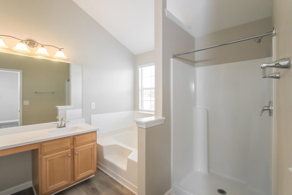 Building Photo - 2436 Cornell Cir