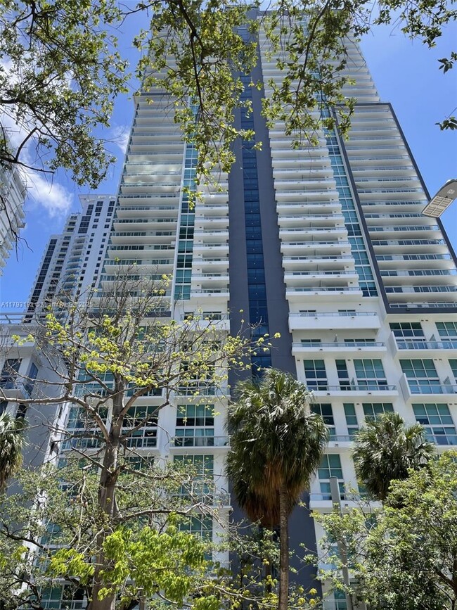 Primary Photo - 1080 Brickell Ave