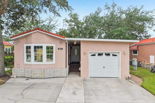 Primary Photo - 6621 La Mesa Rd