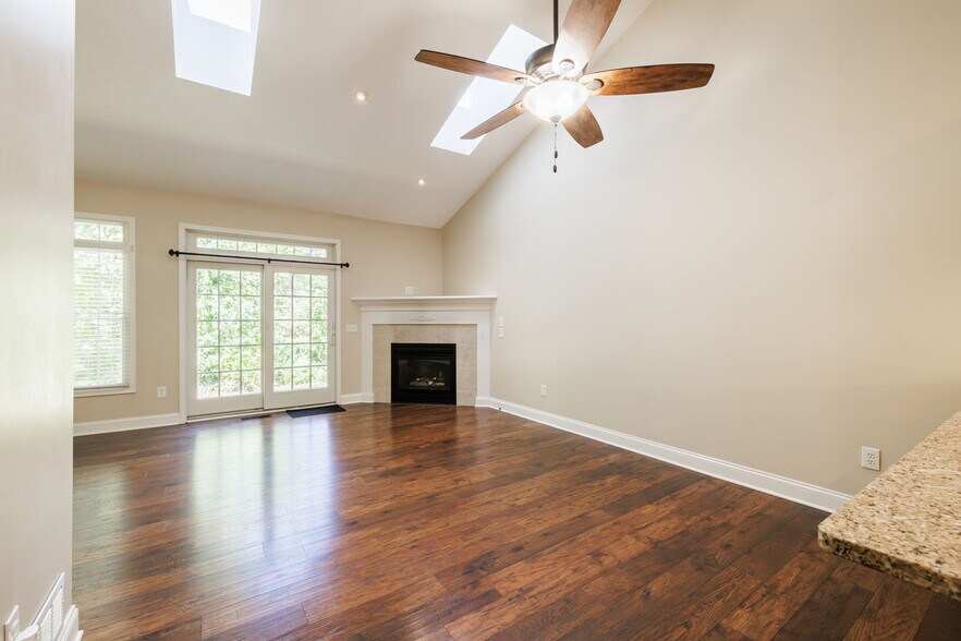 Building Photo - 148 Fenton Rd