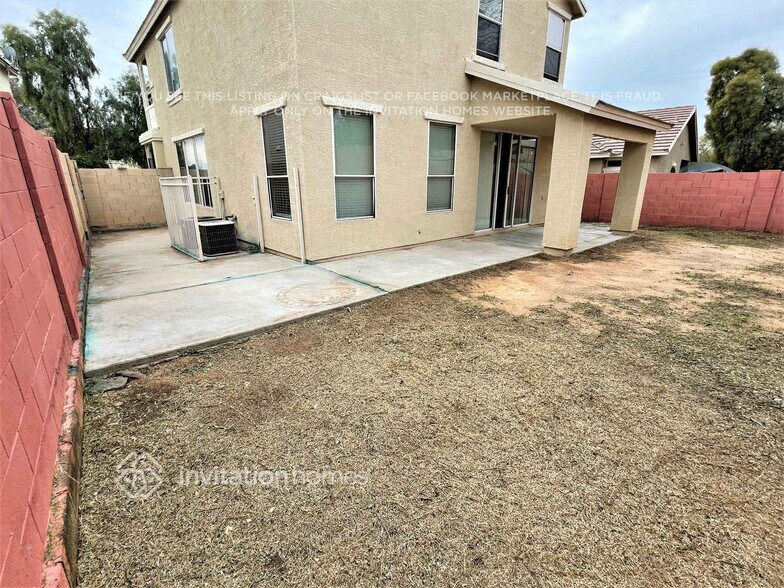 Building Photo - 13350 W Rose Ln