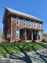 Building Photo - 281 Kennedy St