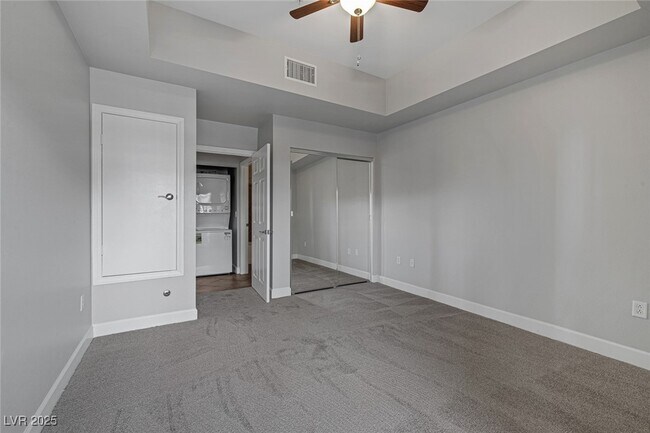 Building Photo - 51 E Agate Ave