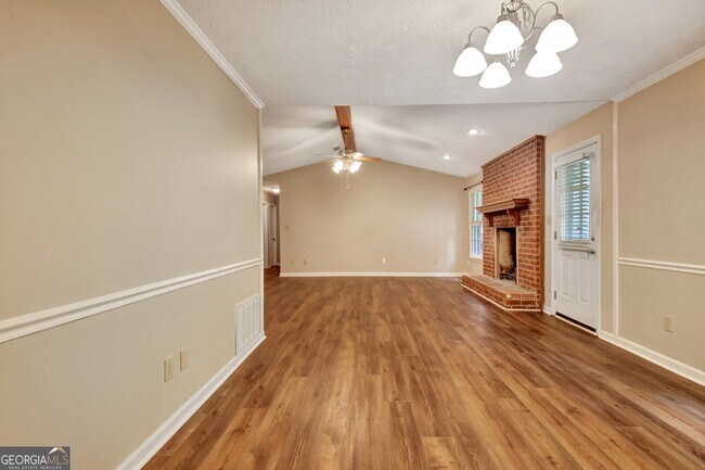 Building Photo - 135 Windham Way