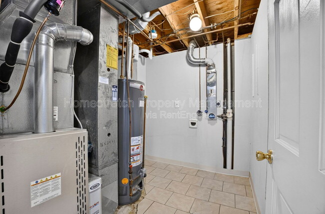 Building Photo - 10608 Canter Way