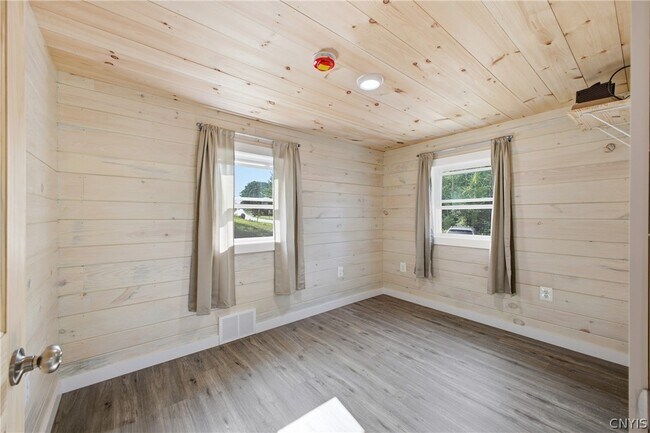 Building Photo - 1255 County Rte 9