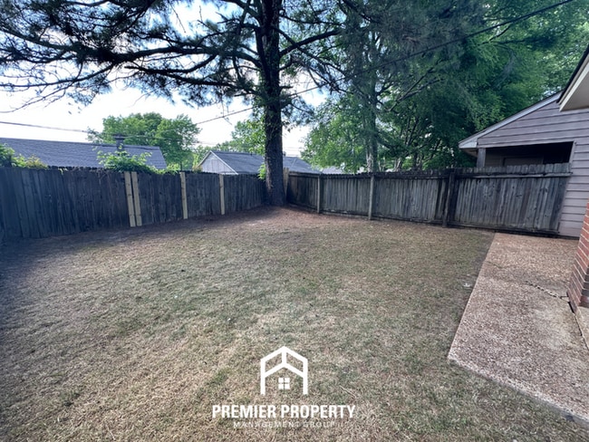 Building Photo - Charming 2BR/2.5BA Townhome | Dual Primary Suites, Fireplace & Fenced Yard