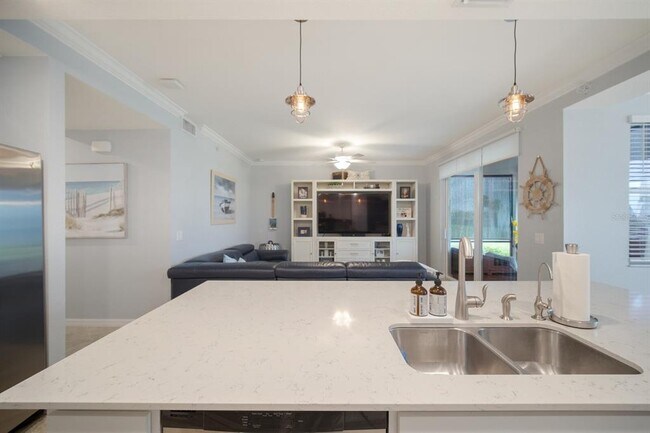 Building Photo - 910 Tidewater Shores Loop