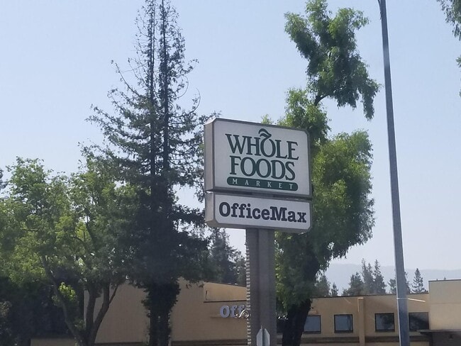 Building Photo - 2982 Larciano St