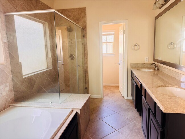 Building Photo - 10009 Spring Shadows Park Cir