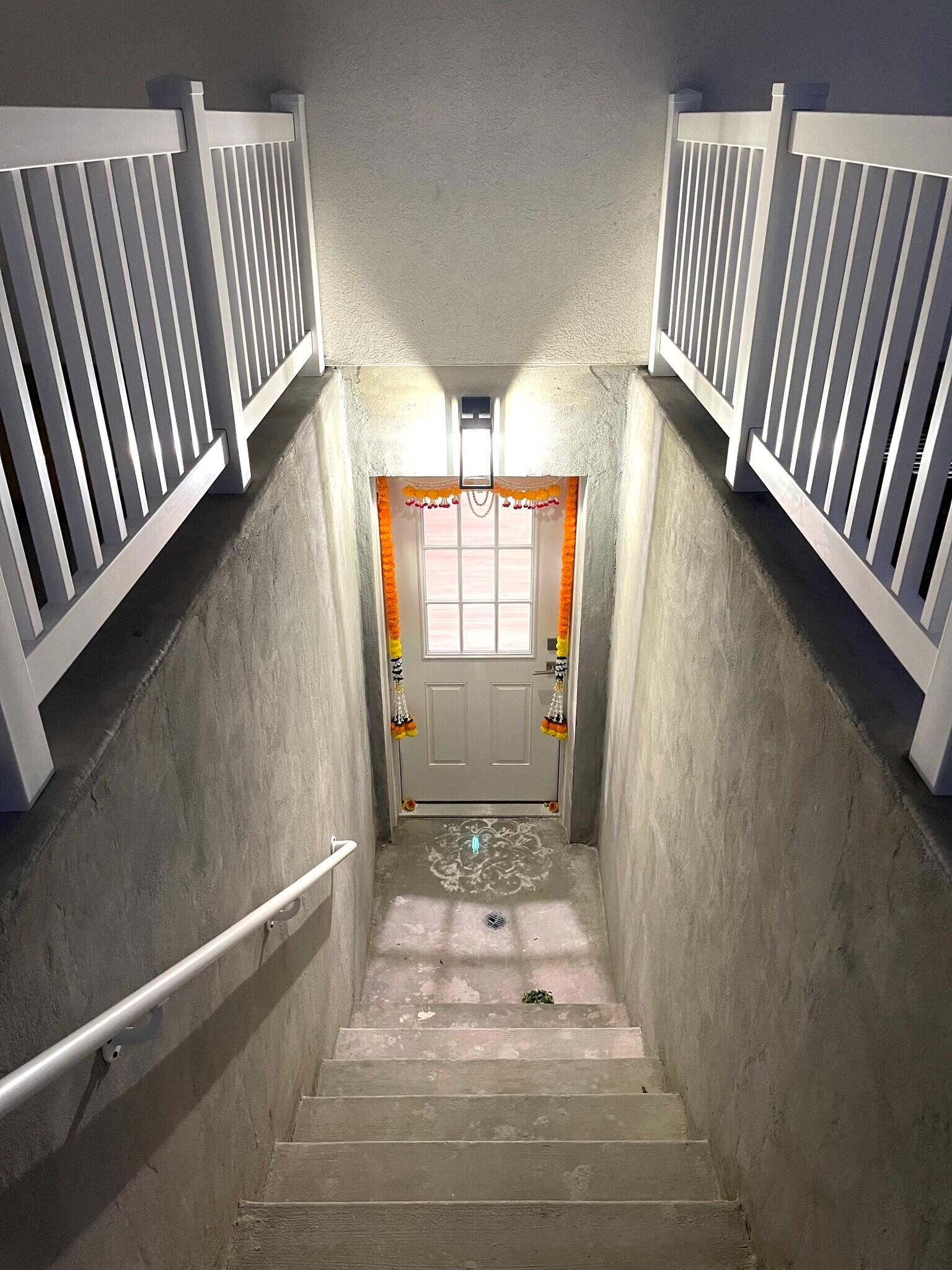 Building Photo - 3288 N 200 W