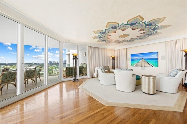 Building Photo - 3055 Harbor Dr