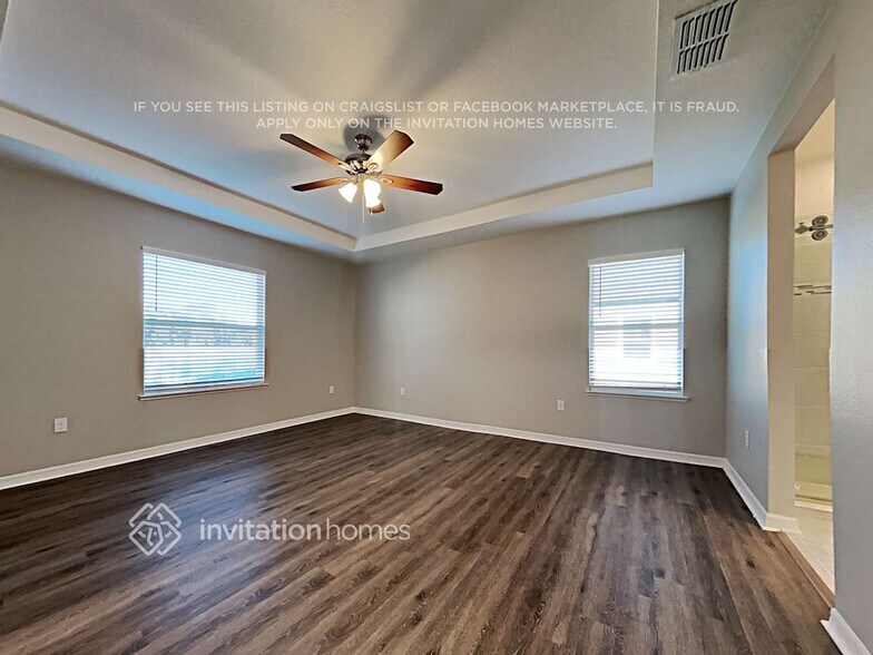 Building Photo - 12449 Brick Cobblestone Dr