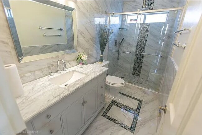 Building Photo - Trade Winds at Gilbert