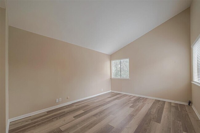Building Photo - 1566 Prairie Grove Dr