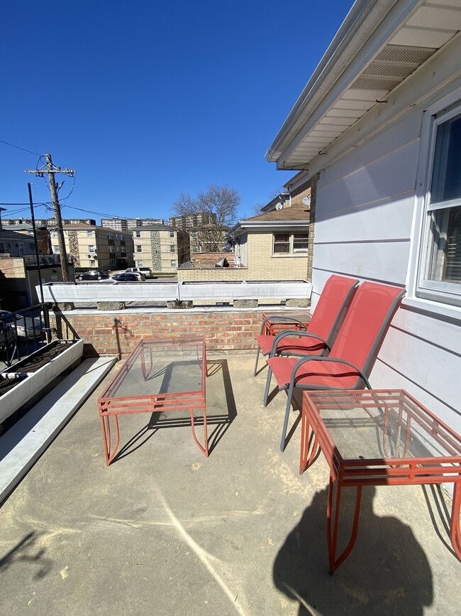 Building Photo - 5230 N Delphia Ave