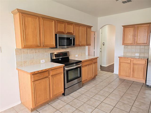 Building Photo - 1332 Pepperidge Ln