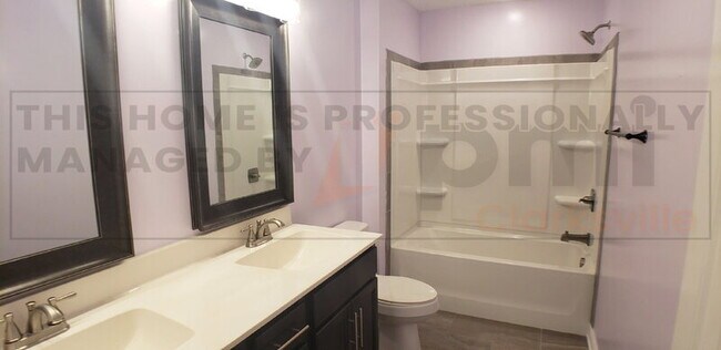 Building Photo - 2907 Lancelot Ln