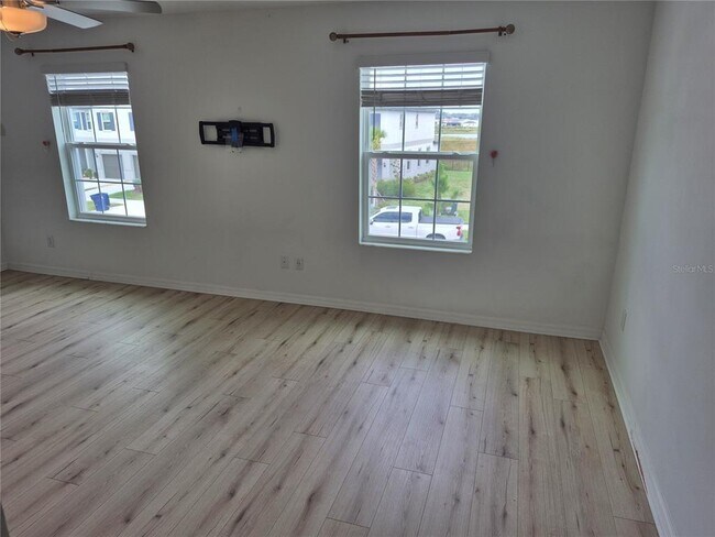 Building Photo - 32140 Powderpuff Mimosa Dr