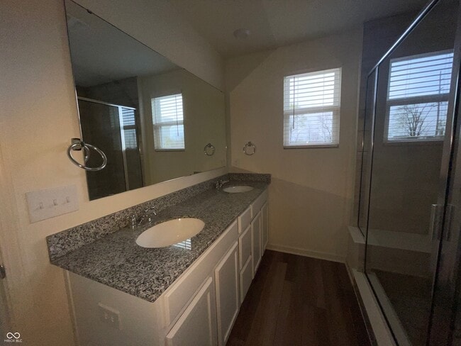 Building Photo - 14254 Bay Willow Dr