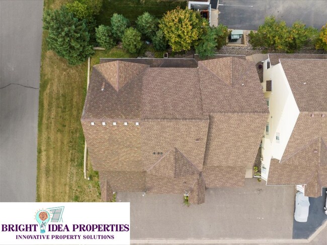 Building Photo - 5948 Oakgreen Ave N