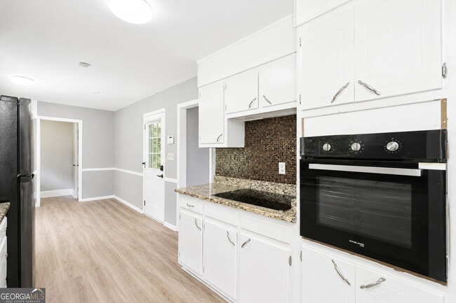 Building Photo - 3605 Flat Shoals Rd